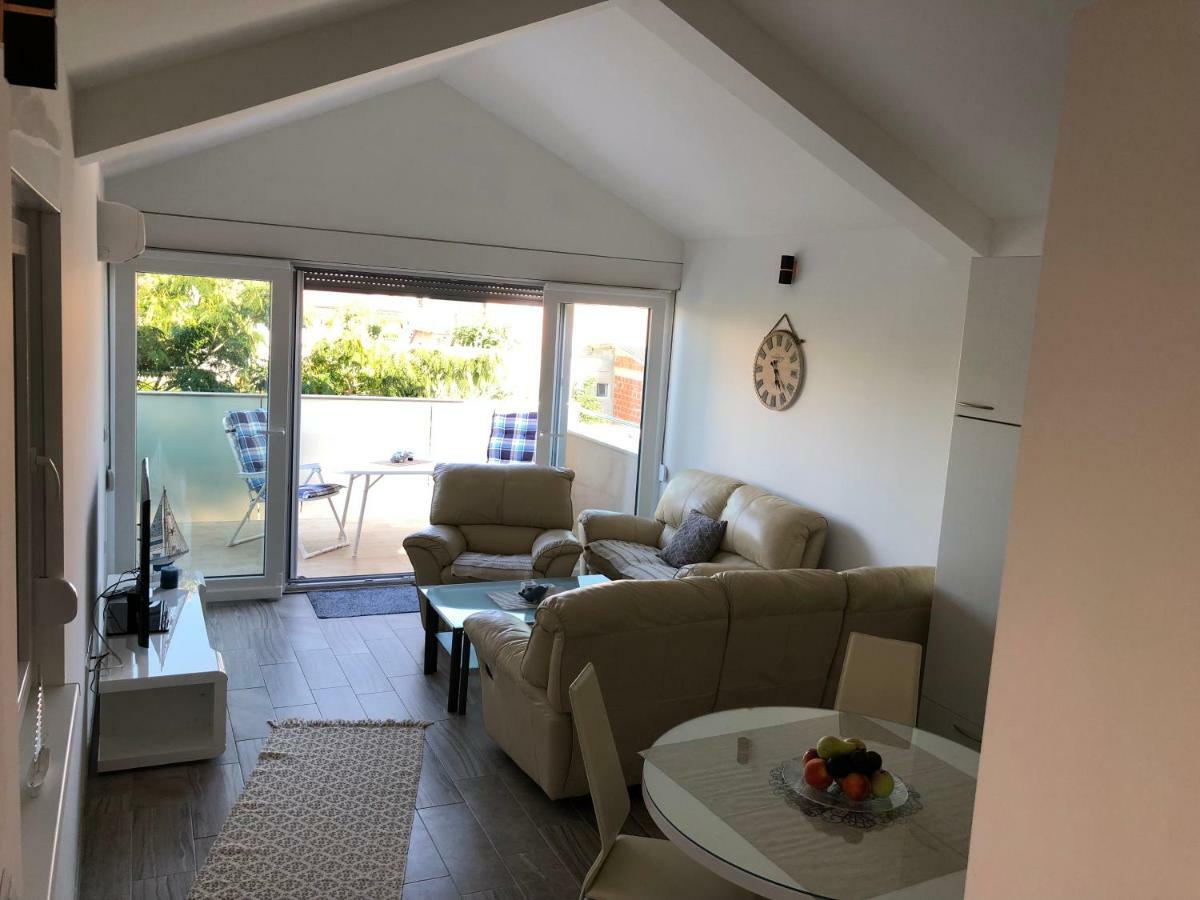 Harmony Vir Luxurioes Ausgestattete Ferienwohnung Mit 65M2 Eksteriør bilde